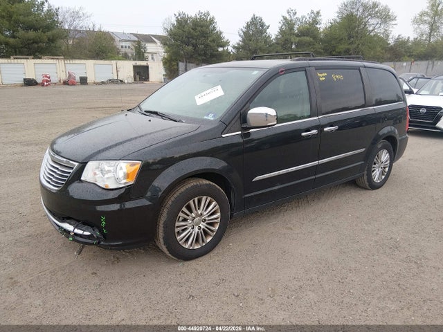 Продаж на аукціоні авто 2015 Chrysler Town & Country Touring-l, vin: 2C4RC1CG4FR729727, номер лоту: 44920724