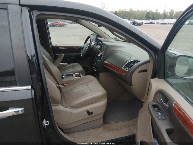 Продаж на аукціоні авто 2015 Chrysler Town & Country Touring-l, vin: 2C4RC1CG4FR729727, номер лоту: 44920724