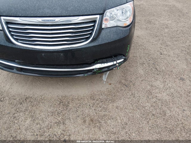 Продаж на аукціоні авто 2015 Chrysler Town & Country Touring-l, vin: 2C4RC1CG4FR729727, номер лоту: 44920724