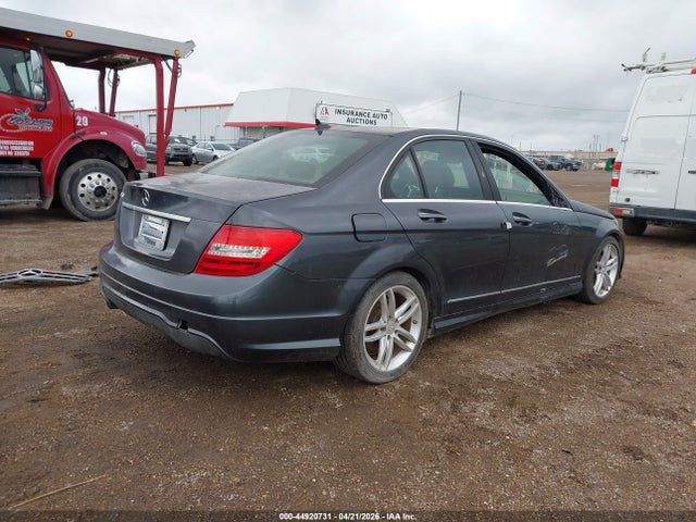 Продаж на аукціоні авто 2013 Mercedes-benz C 250 Sport, vin: WDDGF4HB6DR244818, номер лоту: 44920731