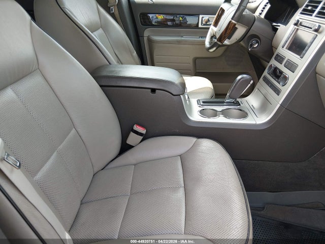 Продажа на аукционе авто 2010 Lincoln Mkx, vin: 2LMDJ8JCXABJ21964, номер лота: 44920751