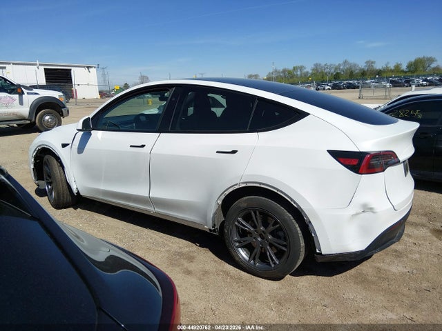 Продаж на аукціоні авто 2024 Tesla Model Y Long Range Dual Motor All-wheel Drive, vin: 7SAYGDEEXRA311914, номер лоту: 44920762