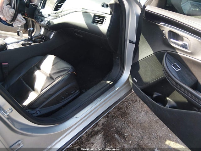 Продаж на аукціоні авто 2018 Chevrolet Impala 2lz, vin: 2G1125S38J9121815, номер лоту: 44920772