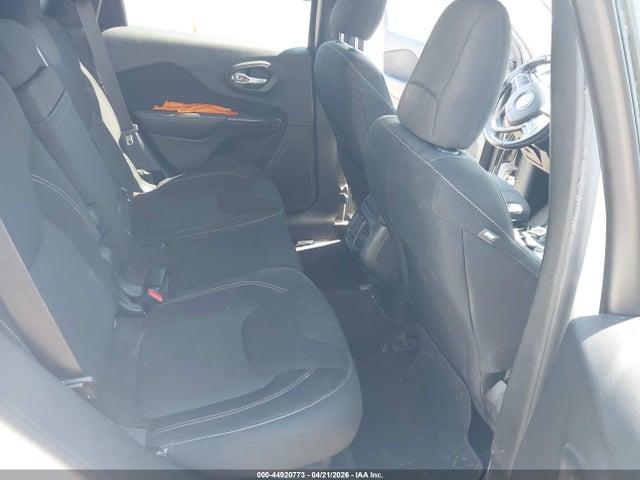 44920773 :رقم المزاد ، 1C4PJMCB9GW345664 vin ، 2016 Jeep Cherokee Latitude مزاد بيع