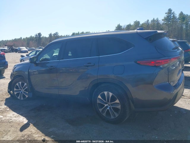 Toyota Highlander Hybrid Xle 2021 5TDHBRCH0MS067204 Image 14
