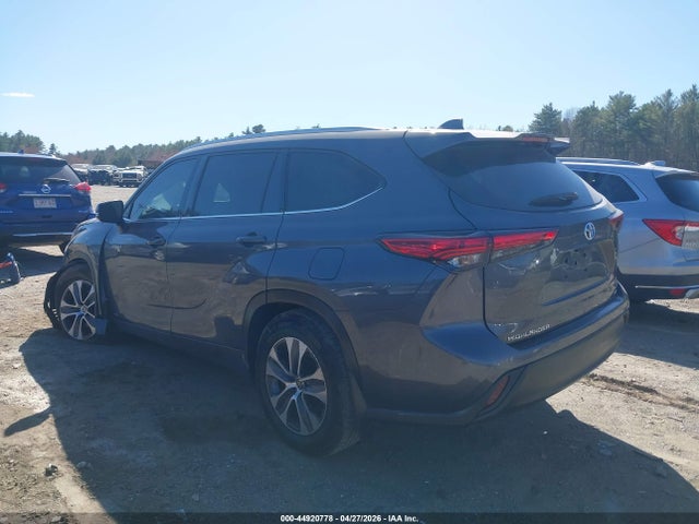 Toyota Highlander Hybrid Xle 2021 5TDHBRCH0MS067204 Image 3