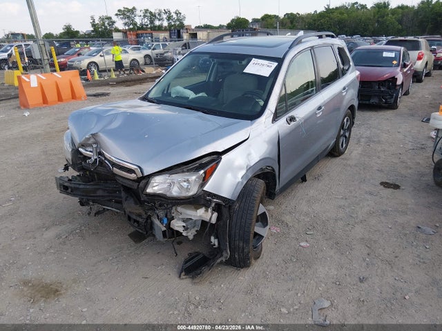 Продаж на аукціоні авто 2018 Subaru Forester 2.5i Premium, vin: JF2SJAGC9JH478093, номер лоту: 44920780
