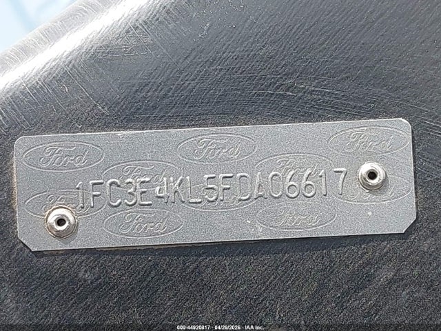 44920817 :رقم المزاد ، 1FC3E4KL5FDA06617 vin ، 2015 Ford E-450 Stripped مزاد بيع