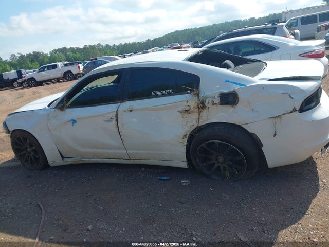 Продаж на аукціоні авто 2016 Dodge Charger Sxt, vin: 2C3CDXHG1GH246156, номер лоту: 44920855