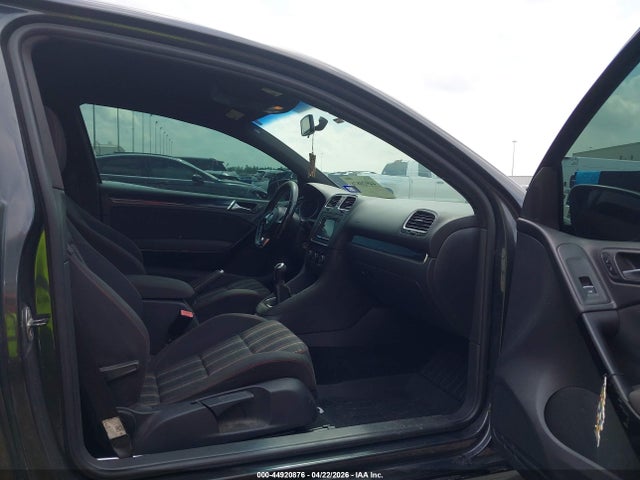 Продажа на аукционе авто 2013 Volkswagen Gti 2-door, vin: WVWED7AJ9DW048111, номер лота: 44920876