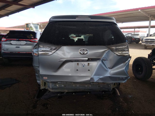 Toyota Sienna Se 8 Passenger 2014 5TDXK3DC7ES492044 Image 17