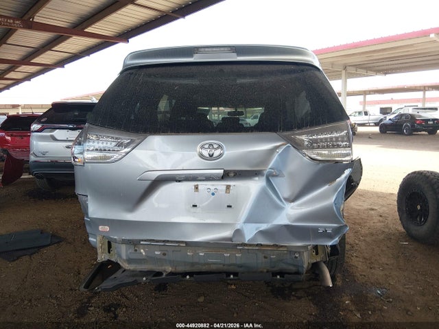 Toyota Sienna Se 8 Passenger 2014 5TDXK3DC7ES492044 Image 18