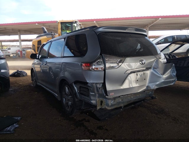 Toyota Sienna Se 8 Passenger 2014 5TDXK3DC7ES492044 Image 3