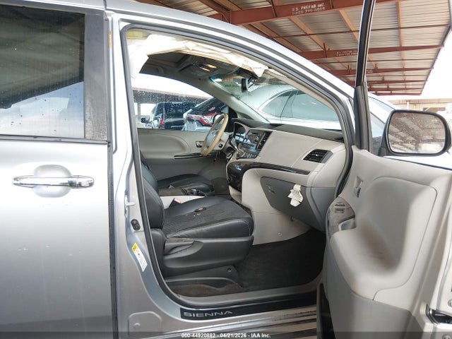 Toyota Sienna Se 8 Passenger 2014 5TDXK3DC7ES492044 Image 5