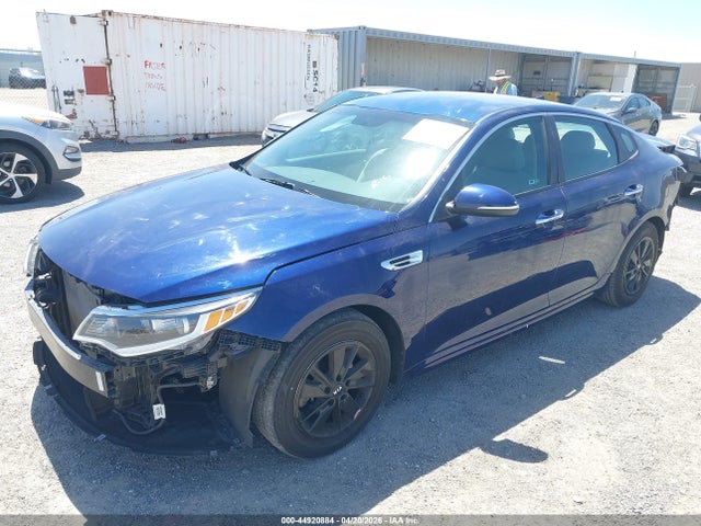 KIA Optima Lx 2016 5XXGT4L33GG089929 Image 2