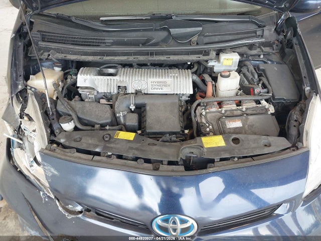 Toyota Prius Three 2014 JTDKN3DU5E0389198 Image 10