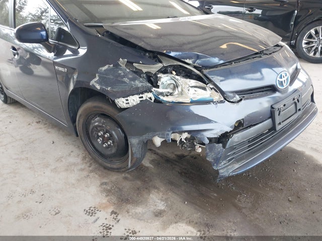 Toyota Prius Three 2014 JTDKN3DU5E0389198 Image 6
