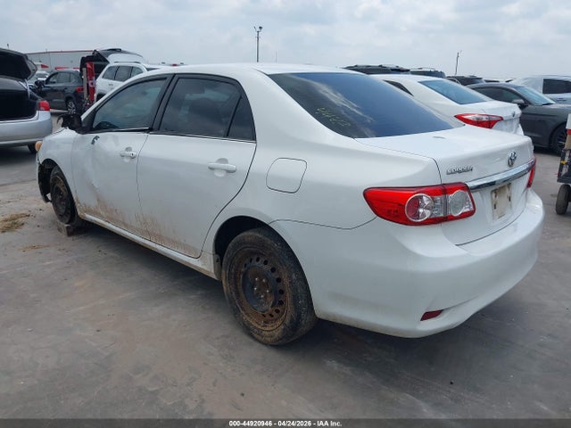 44920946 :رقم المزاد ، 5YFBU4EEXDP114477 vin ، 2013 Toyota Corolla Le مزاد بيع