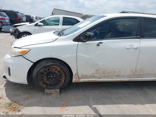 44920946 :رقم المزاد ، 5YFBU4EEXDP114477 vin ، 2013 Toyota Corolla Le مزاد بيع
