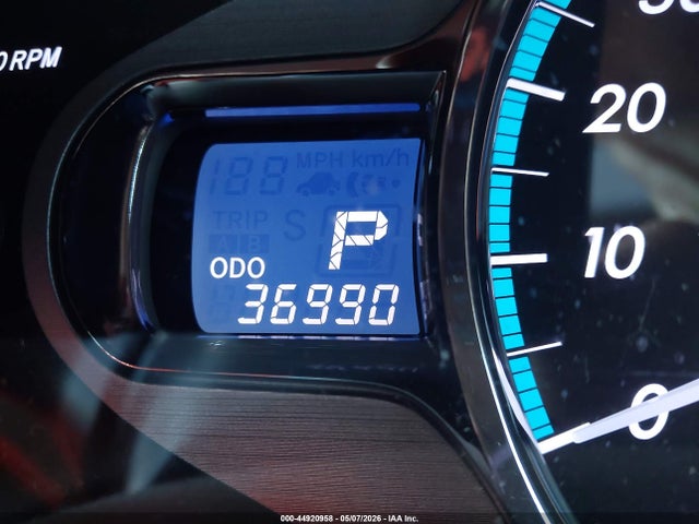 2011 Toyota Sienna Limited V6 მანქანა იყიდება აუქციონზე, vin: 5TDYK3DC0BS020770, აუქციონის ნომერი: 44920958