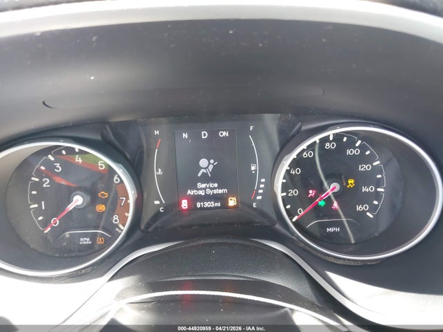 44920959 :رقم المزاد ، 3C4NJCBB4JT462150 vin ، 2018 Jeep Compass Latitude Fwd مزاد بيع