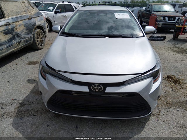 2025 Toyota Corolla Le მანქანა იყიდება აუქციონზე, vin: 5YFB4MDEXSP335043, აუქციონის ნომერი: 44920978