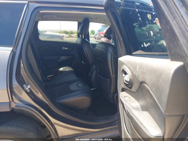 Продаж на аукціоні авто 2019 Jeep Cherokee Latitude Plus Fwd, vin: 1C4PJLLB8KD434737, номер лоту: 44920980