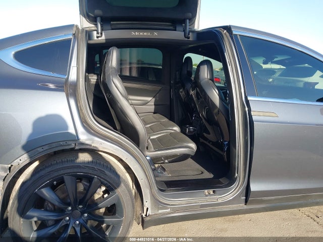 Tesla Model X 60d/70d/75d/90d 2016 5YJXCAE26GF001929 Image 8