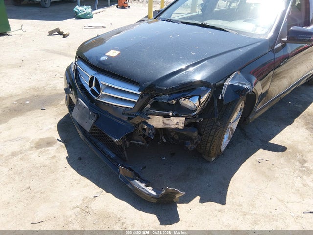 Продаж на аукціоні авто 2012 Mercedes-benz C 300 Sport 4matic, vin: WDDGF8BB6CR236720, номер лоту: 44921026