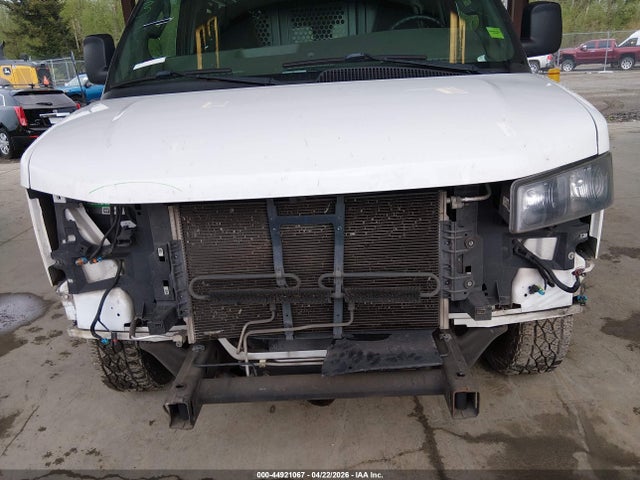 1GCWGAFG2J1904010 Chevrolet Express 2500 Work Van