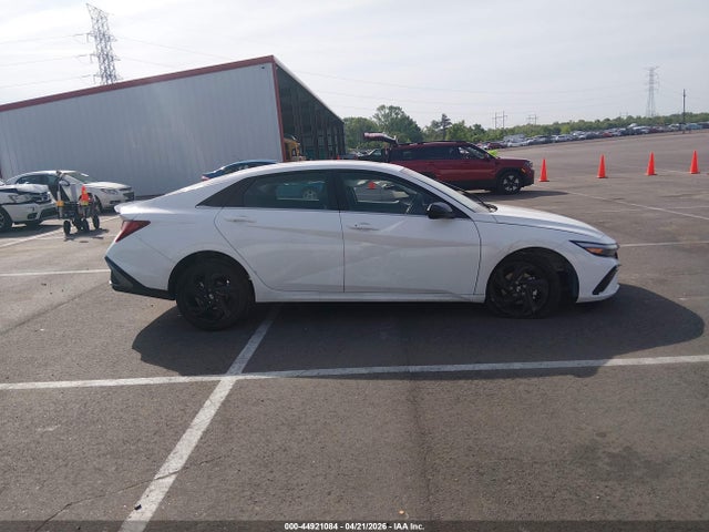 2026 Hyundai Elantra Sel Sport Premium მანქანა იყიდება აუქციონზე, vin: KMHLS4DG3TU135200, აუქციონის ნომერი: 44921084