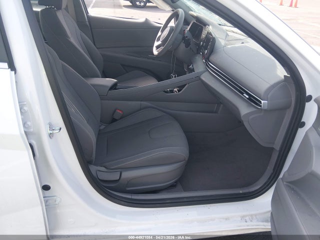 2026 Hyundai Elantra Sel Sport Premium მანქანა იყიდება აუქციონზე, vin: KMHLS4DG3TU135200, აუქციონის ნომერი: 44921084