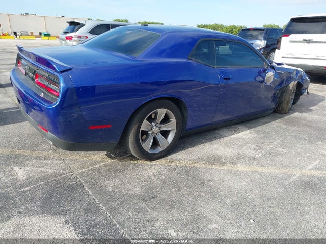 2021 Dodge Challenger Sxt მანქანა იყიდება აუქციონზე, vin: 2C3CDZAG0MH531139, აუქციონის ნომერი: 44921098