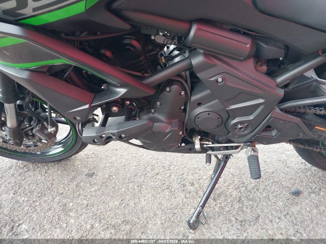 Kawasaki Kle650 F 2019 JKALEEF12KDA30136 Image 9