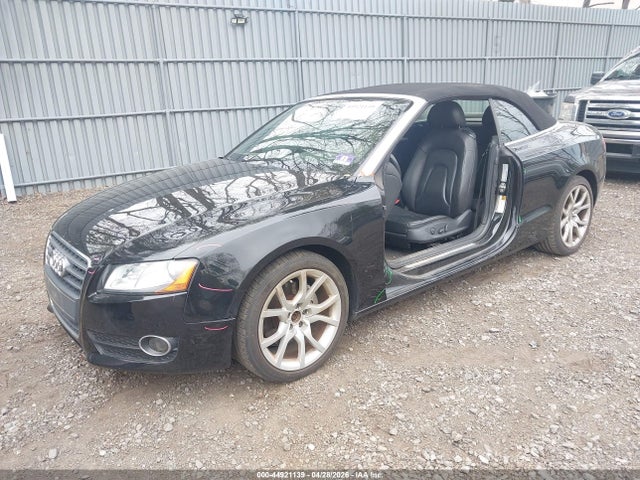 Продаж на аукціоні авто 2011 Audi A5 2.0t Premium, vin: WAUAFAFH3BN006321, номер лоту: 44921139