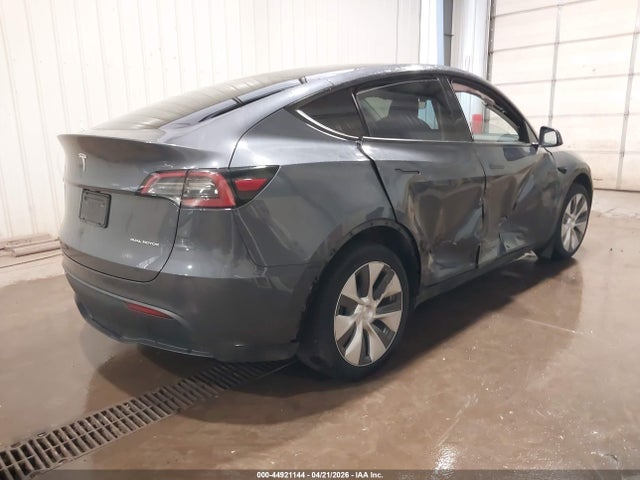 2023 Tesla Model Y Awd/long Range Dual Motor All-wheel Drive მანქანა იყიდება აუქციონზე, vin: 7SAYGDEEXPA155869, აუქციონის ნომერი: 44921144