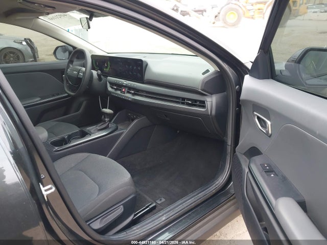 44921160 :رقم المزاد ، 3KPFT4DE5SE083868 vin ، 2025 Kia K4 Lxs مزاد بيع