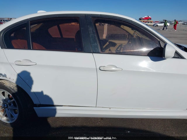 44921248 :رقم المزاد ، WBAPH5G51ANM34810 vin ، 2010 Bmw 328i مزاد بيع