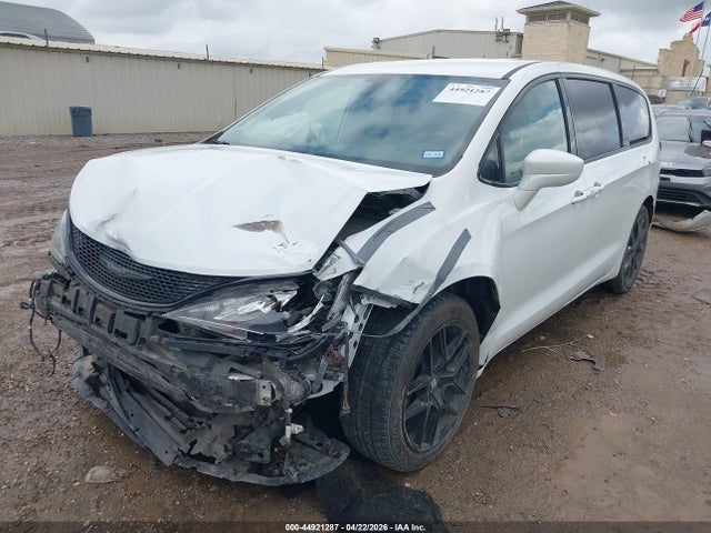 Продажа на аукционе авто 2019 Chrysler Pacifica Touring Plus, vin: 2C4RC1FG9KR593603, номер лота: 44921287