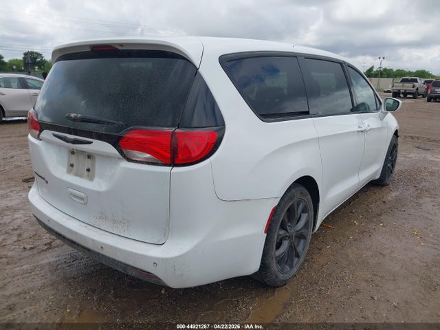 Продажа на аукционе авто 2019 Chrysler Pacifica Touring Plus, vin: 2C4RC1FG9KR593603, номер лота: 44921287