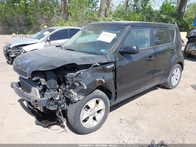 Продаж на аукціоні авто 2015 Kia Soul, vin: KNDJN2A21F7759774, номер лоту: 44921311