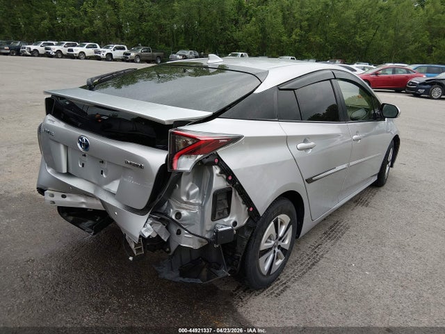 44921337 :رقم المزاد ، JTDKARFU3J3055692 vin ، 2018 Toyota Prius Three مزاد بيع
