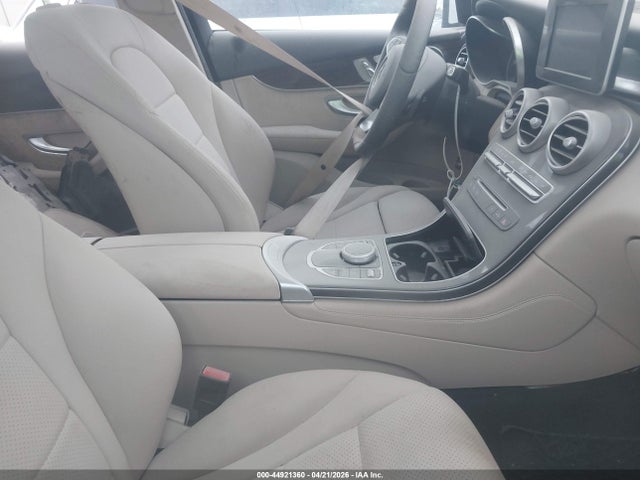 2017 MERCEDES-BENZ GLC 300 WDC0G4KB0HF198163 Photo 4