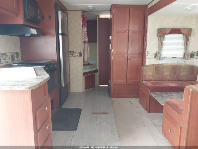 Продаж на аукціоні авто 2009 Crossroads Zinger 30 Bh, vin: 4V0TC30299A008442, номер лоту: 44921392