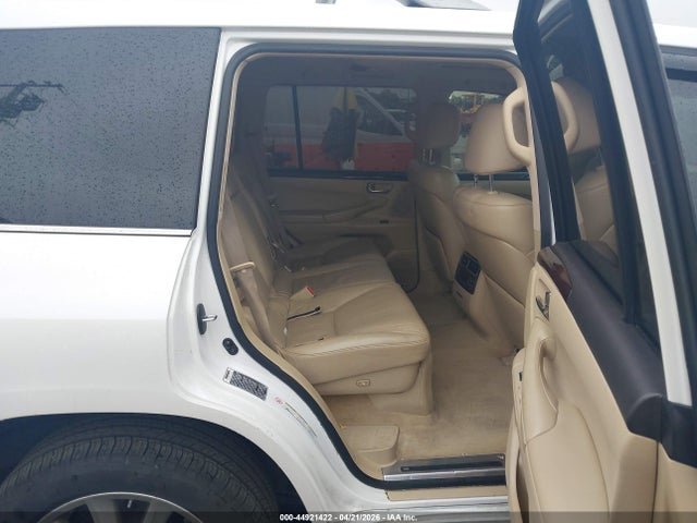 Продажа на аукционе авто 2011 Lexus Lx 570, vin: JTJHY7AX1B4062578, номер лота: 44921422