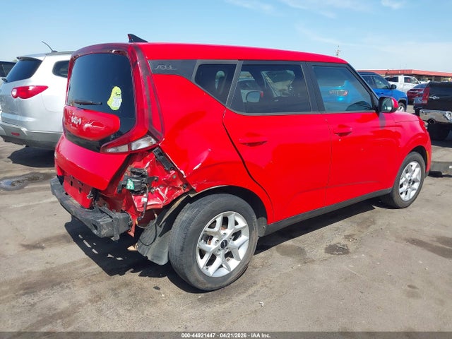 KIA SOUL LX 2022 KNDJ23AU1N7159609 Image 4