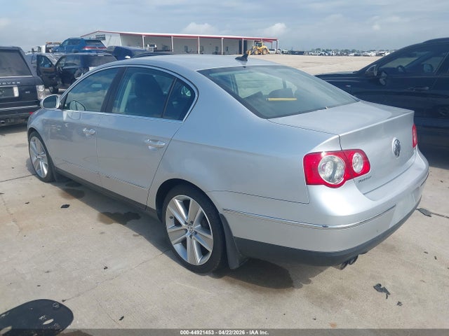 44921453 :رقم المزاد ، WVWJK7AN7AE135479 vin ، 2010 Volkswagen Passat Komfort مزاد بيع