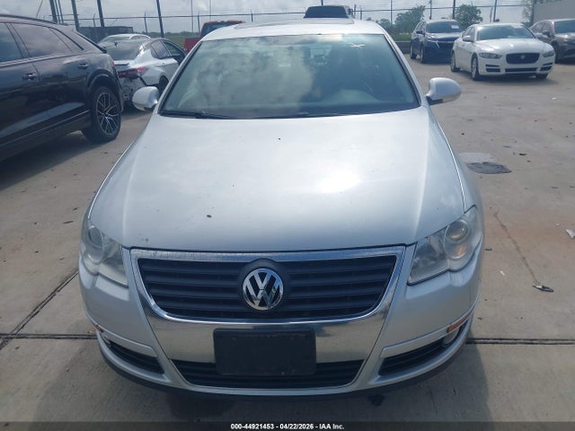 44921453 :رقم المزاد ، WVWJK7AN7AE135479 vin ، 2010 Volkswagen Passat Komfort مزاد بيع