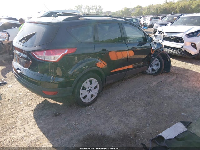 Продажа на аукционе авто 2015 Ford Escape S, vin: 1FMCU0F77FUA68556, номер лота: 44921485