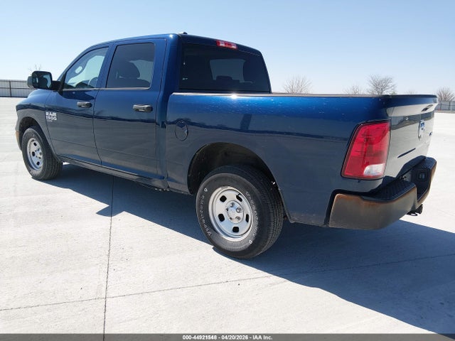 1C6RR7KG8KS638155 RAM 1500 Classic Tradesman 4x4 5&#039;7 Box